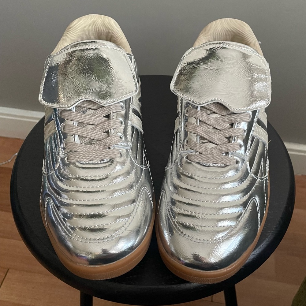 Steve Madden Madrid Womens Metallic Silver Sneakers Casual Shoes, Size 9.5 US - Picture 3 of 10
